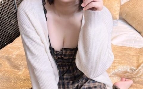 FC2-PPV-4943290 สาวมหาลัยหุ่นนุ่มเซ็นซิทีฟที่เสียวซ่านจนถึงขีดสุด Nagi Hikaru